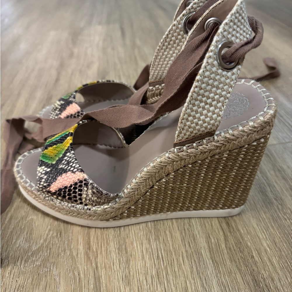 Vince Camuto Wedge Sandals - Brown and Multicolor ankle tie strap size 8.5
